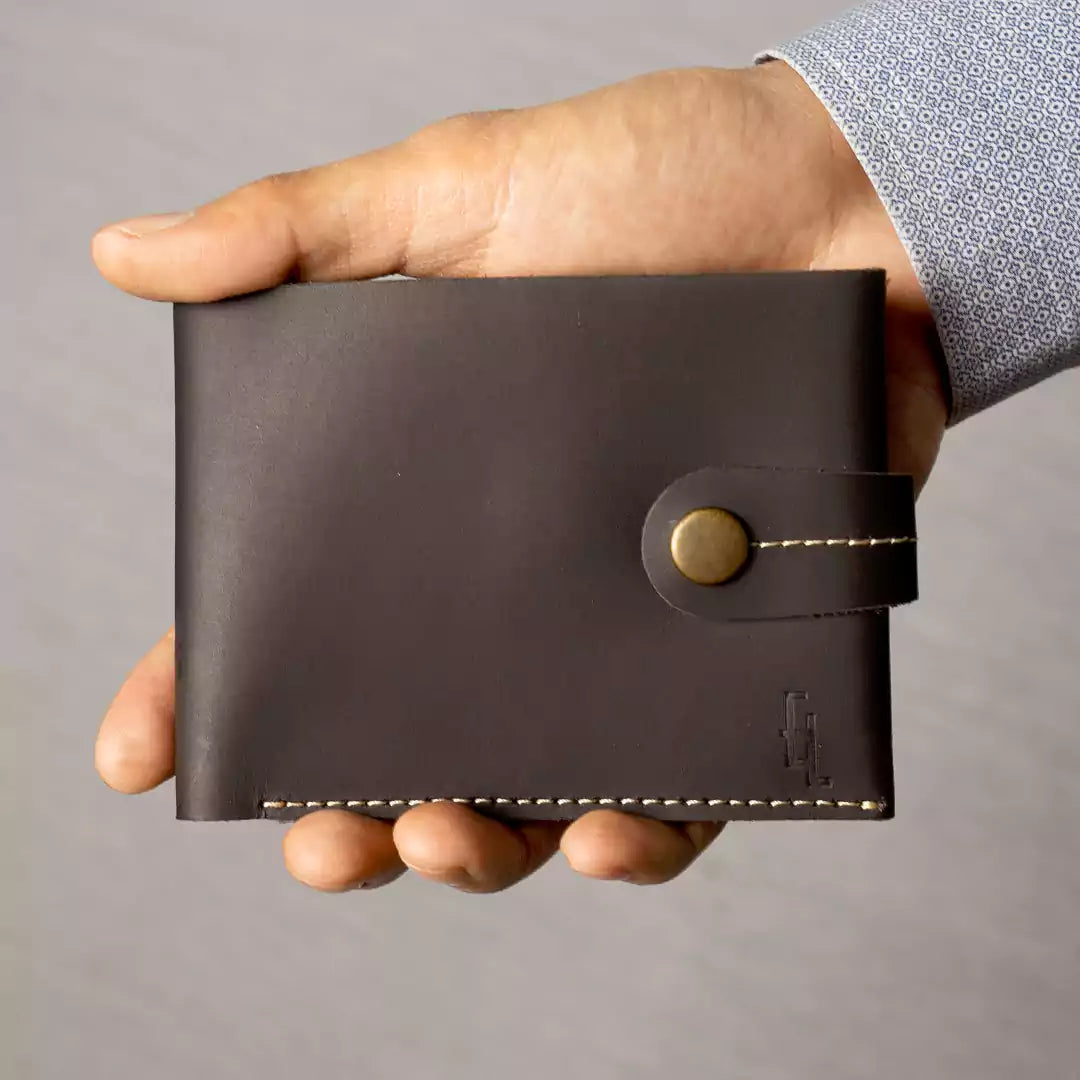 genuine leather wallet Pakistan