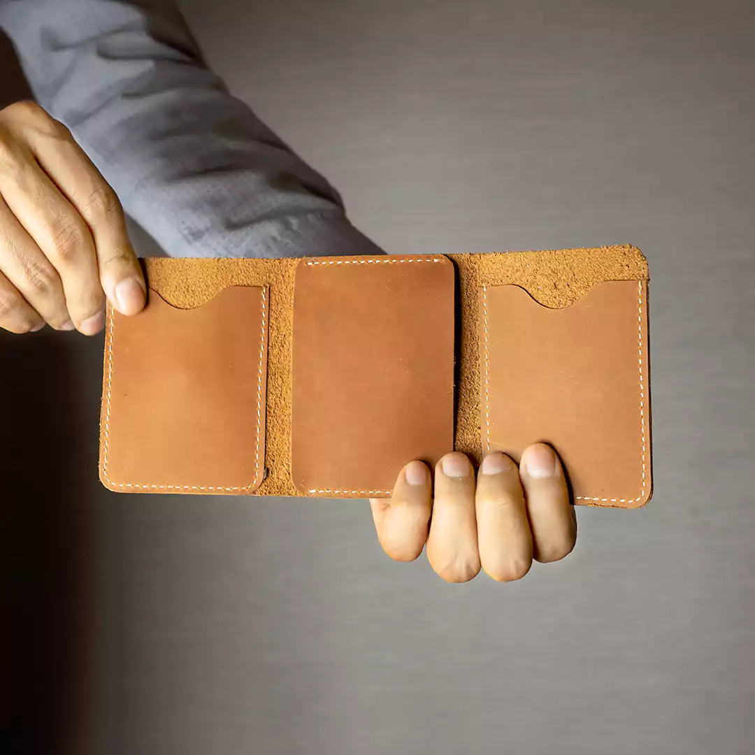 trifold leather card wallet
