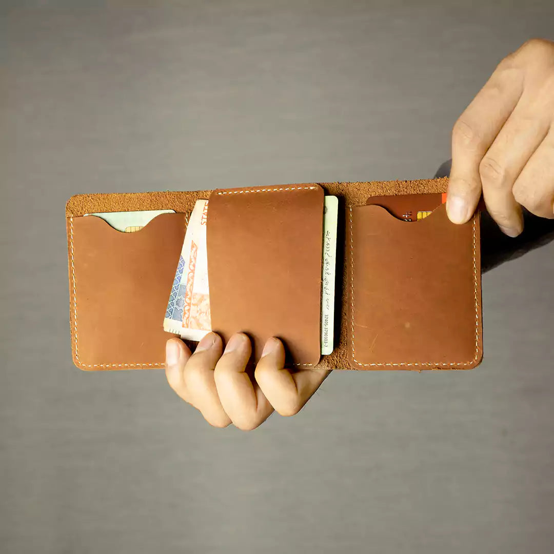 trifold leather card wallet