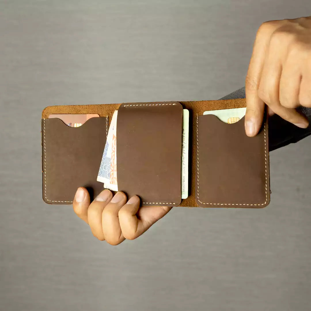 trifold leather card wallet pakistan