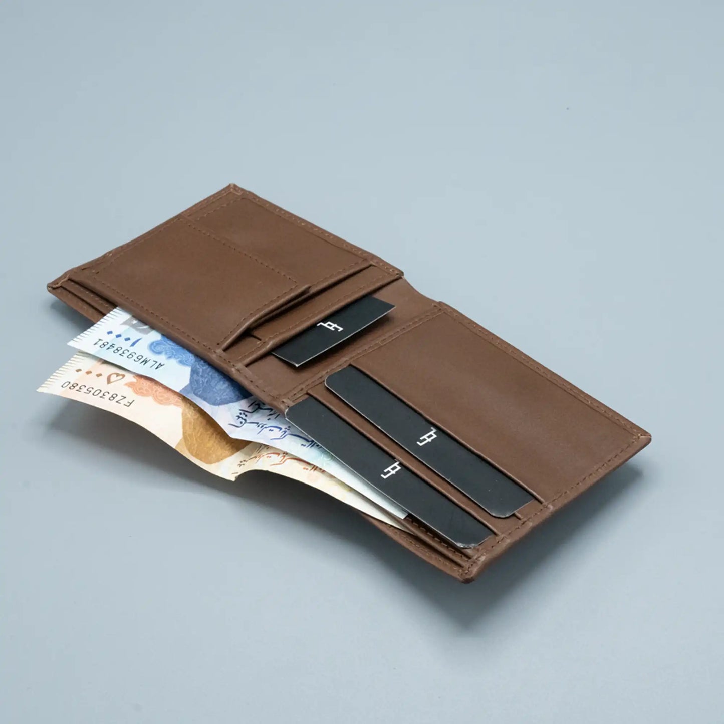 Nexus Bifold