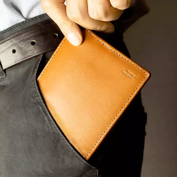 IMPRESSION - Handmade Leather Bifold Wallet
