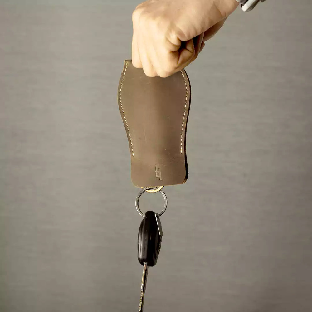 Single Keychain Buy Single Keychain Holders in Pakistan - Eligo Leather