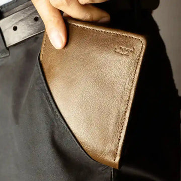 GRACIOUS - Handmade Trifold Leather Wallet