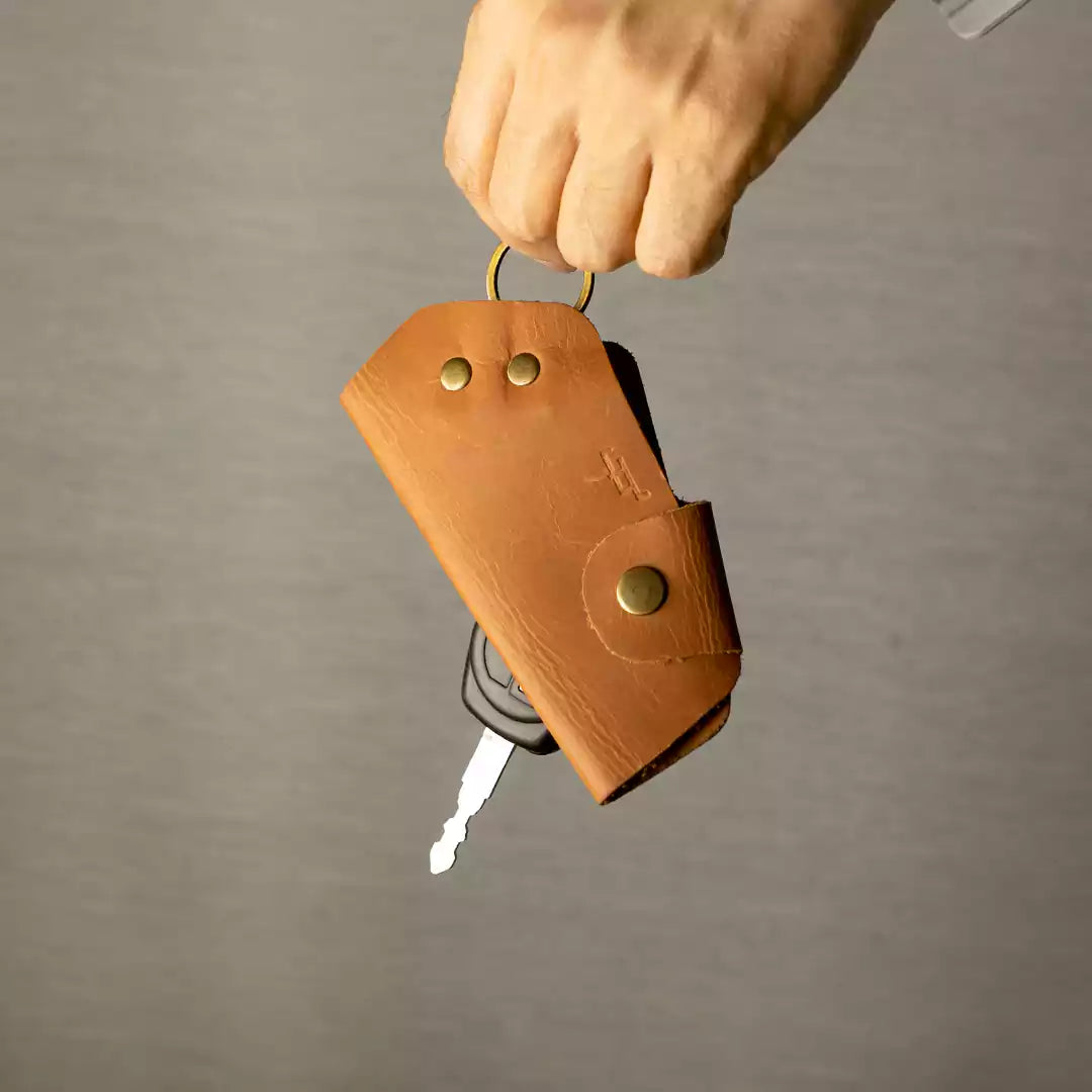 buy leather keychain in pakistan 